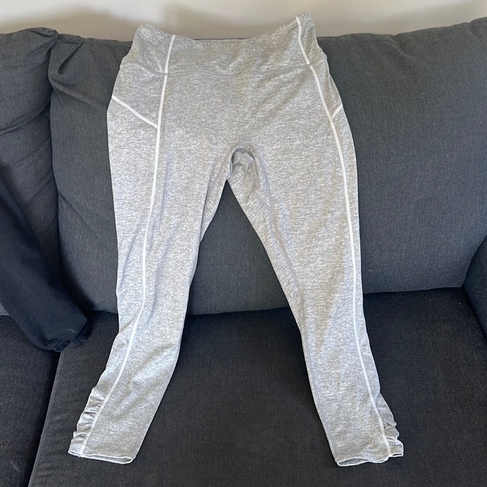 Free People, you’re a peach leggings. Like new condition. Smoke free home.